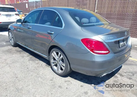 2017 Mercedes-Benz C 350E Luxury from USA, damaged, VIN 55SWF4HB3HU229273